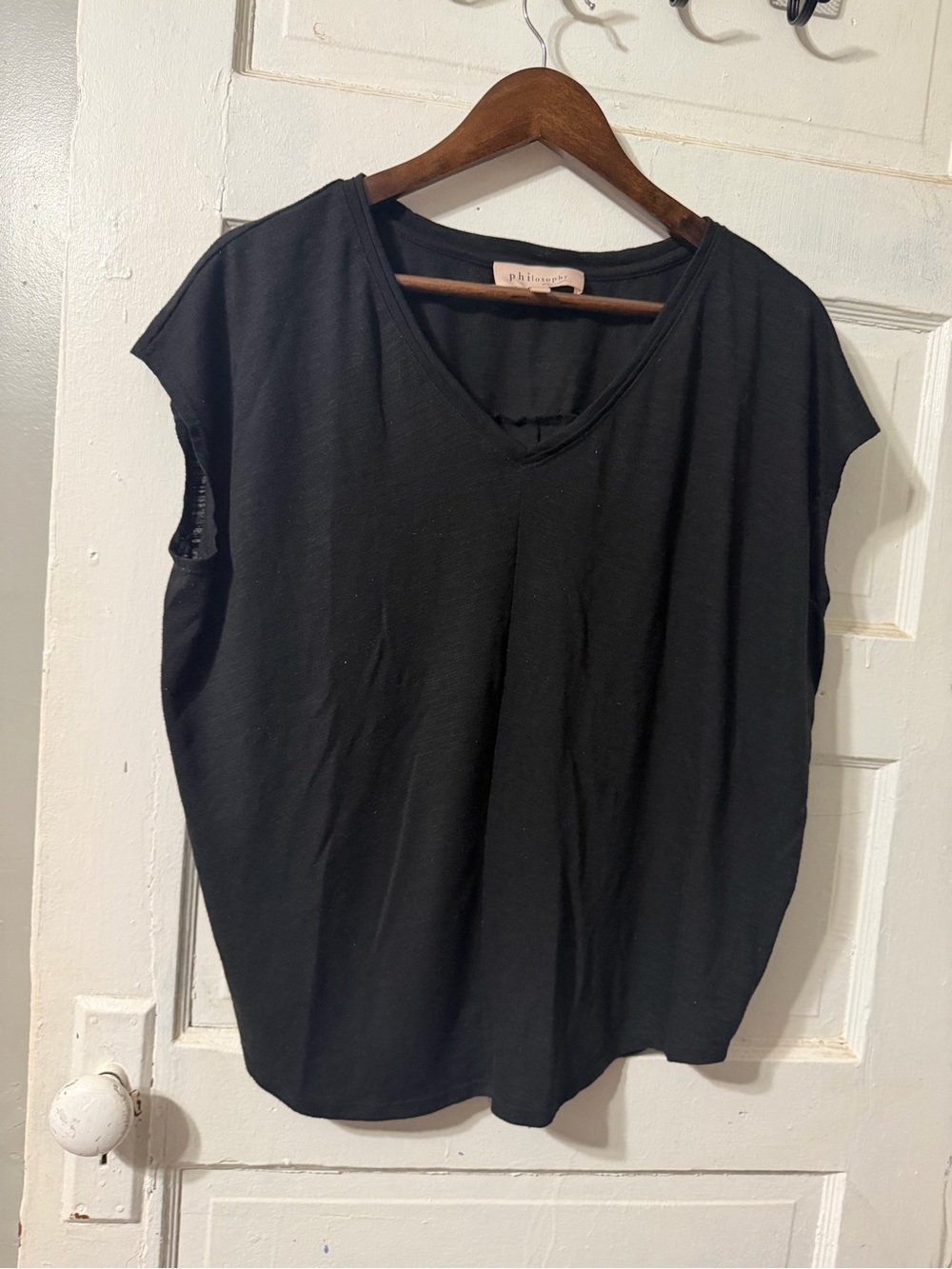Philosophy Short Sleeve Top in Black Size Medium Like New